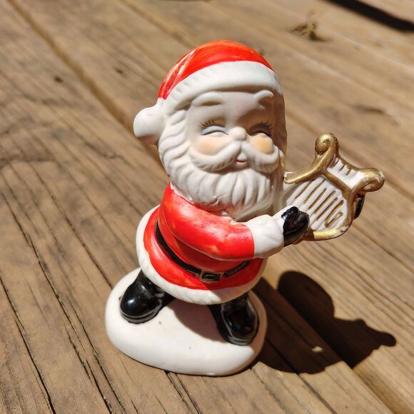 VTG 1990'S PORCELAIN CHRISTMAS SANTA PLAYING HARP FIGURINE HOLIDAY DECOR - Picture 1 of 5